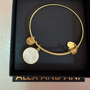 ALEX AND ANI EVERYTHING HAPPENS FOR A REASON BANGLE